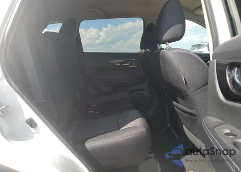 2018 Nissan Rogue S z USA, uszkodzony, nr VIN 5N1AT2MV0JC726028